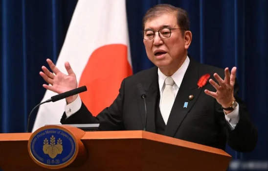 【日本押上经济命脉，誓与特朗普“同归于尽”，美国金融霸权终现裂痕？】

日本财务