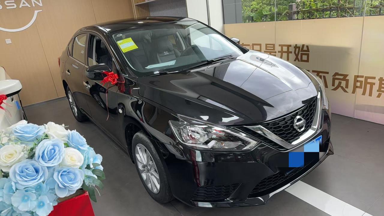 黑色最低配，分期落地7.07万，贷款5.5万，月利息137.5，5年利息8250