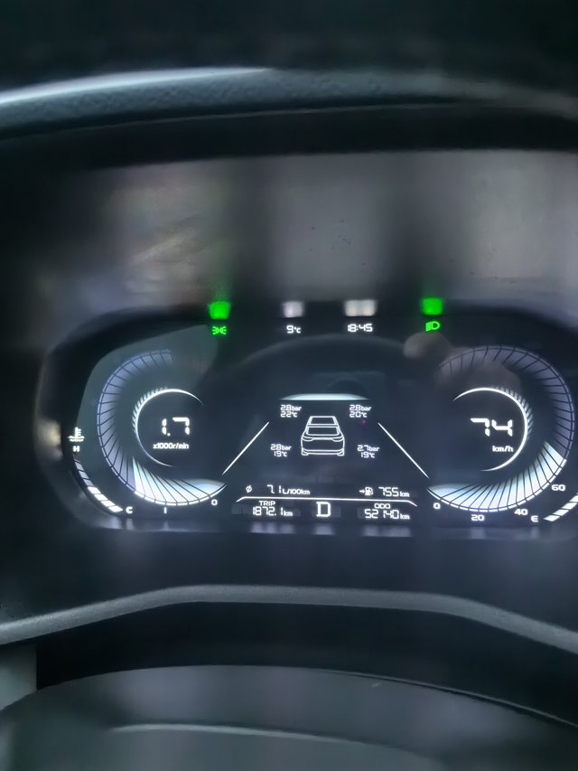 开车久了提速不起来
各位有没有遇到过，连续开车1700公里后车里油门踩到底也是一