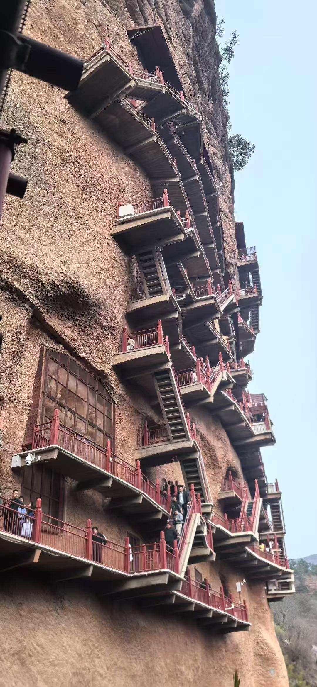 甘肃天水麦积山 | 悬崖上的东方微笑