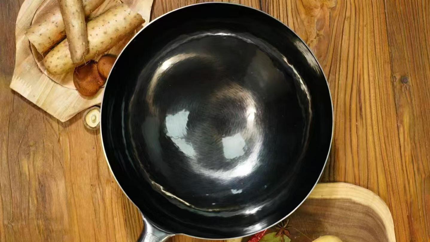 匠合锤章丘手工铁锅的独特之处