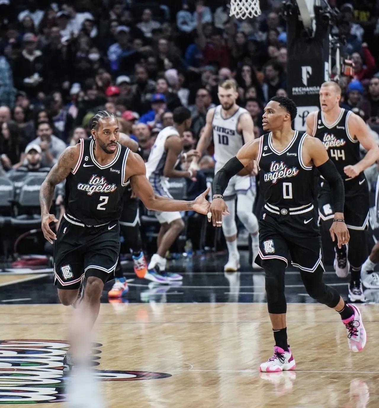我去，真的假的
NBA前冠军球员：快船莱昂纳德职业生涯没有威斯布鲁克成功！[惊呆
