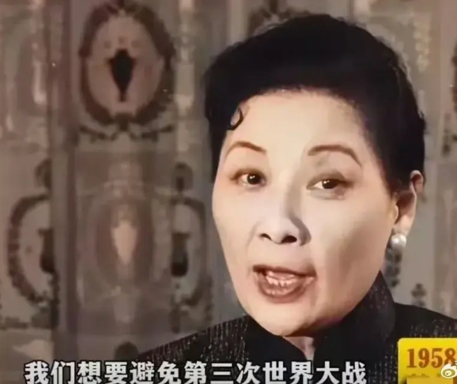 1958年，宋美龄在美国芝加哥记者会上，建议美国向中国大陆扔核弹。中国大陆亿万劳