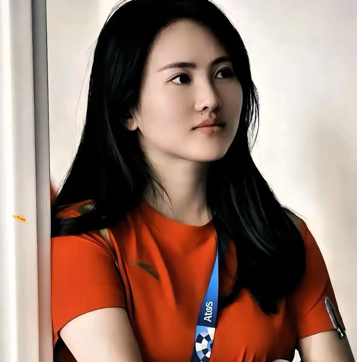 全红婵怎么也没想到，
就连陈若琳都没想到，
新加坡这场跳水赛
没了她连水花