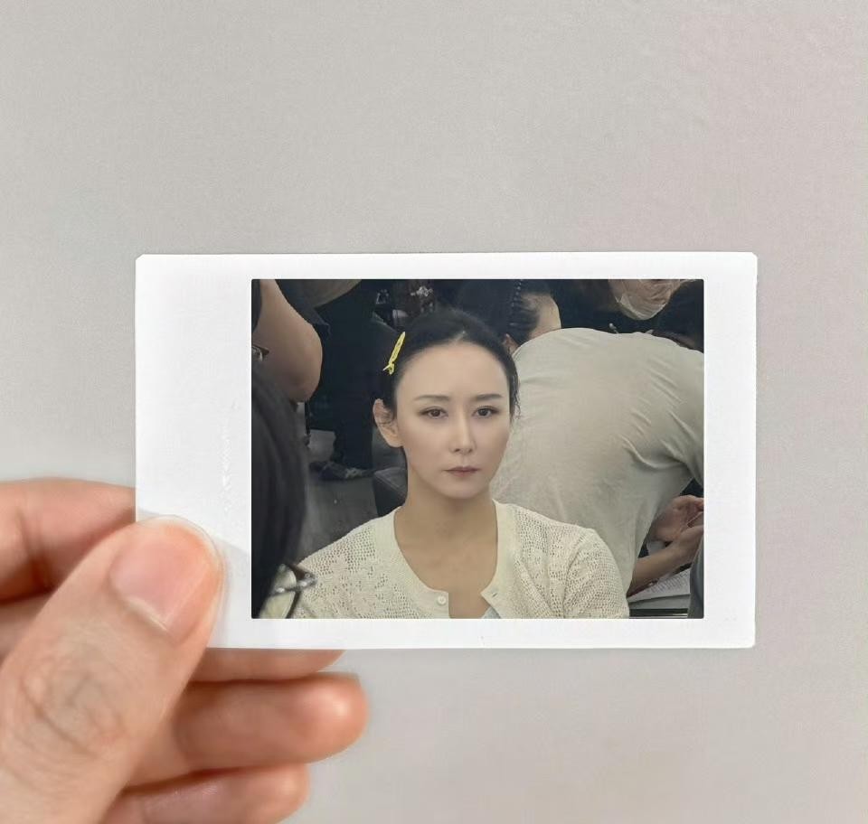 于正新戏锁定胡静和曹俊，这选角眼光确实毒。胡静的古典气质和曹俊的扎实演技，搁一块