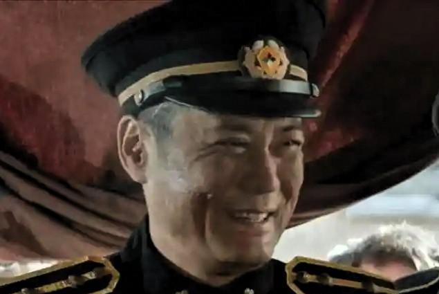 在《归队》里我看他演得最好。
最近几天我在追《归队》这部电视剧，
《归队》中的哪