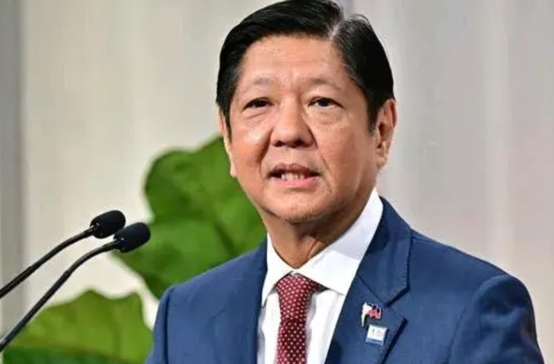 从来没有见过这么无耻的国家，菲律宾竟然让国际组织把自己的前总统从自己的国土抓走去