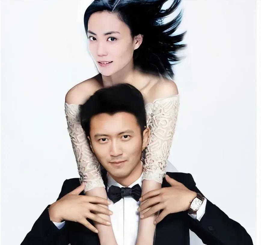 我的老天奶呀，笑抽了！
我的男闺蜜给我抱怨：看了谢霆锋的演唱会，听了《玉蝴蝶》，
