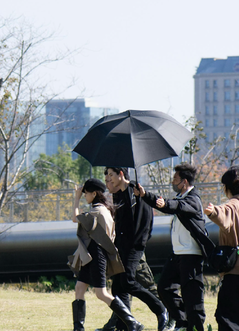 李一桐常华森《美人余》同框路透！男帅女美，氛围感拉满！