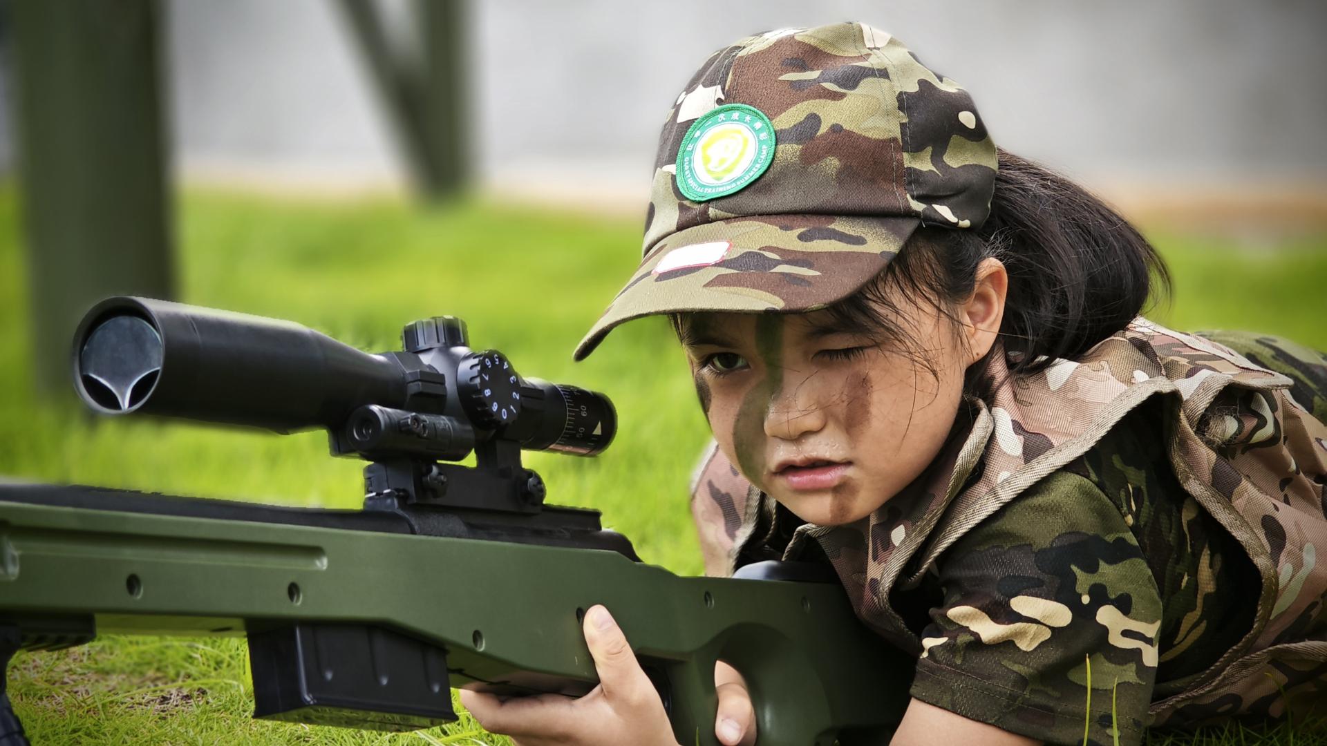 别让暑假只剩屏幕！荣耀特训营藏着成长密码