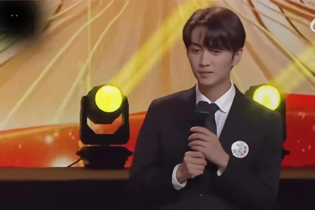 陈晓回合肥老家教艺考 已上3次课。惊喜！陈晓回合肥老家教艺考，已上3次课
近日，