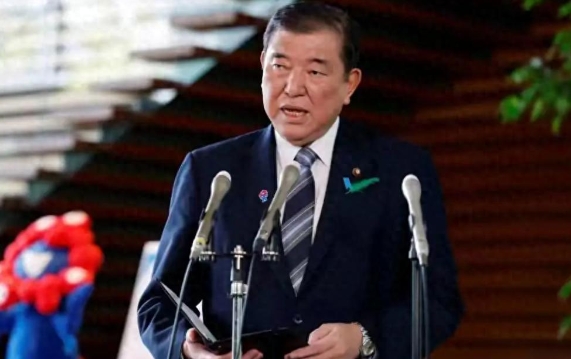 	美国总统特朗普于4月2日宣布开启全面关税战，这一举措背后有着多重目的。但最主要