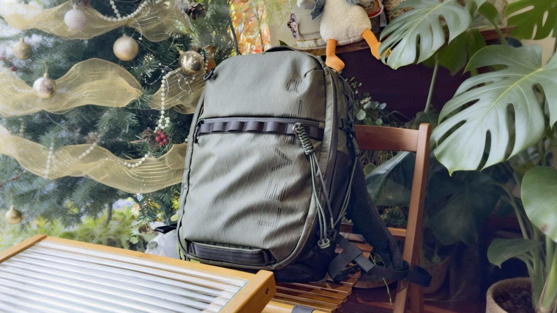 都市·旷野二重奏！地平线8号新品潜行者系列双肩包上手体验