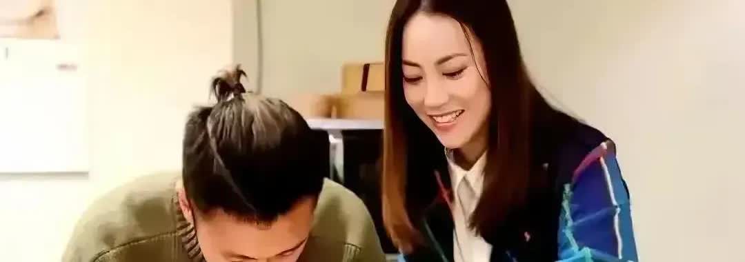 她才是谢霆锋心里最重要的女人！
霍汶希没有张柏芝那么强势，没有王菲那么娇气！她