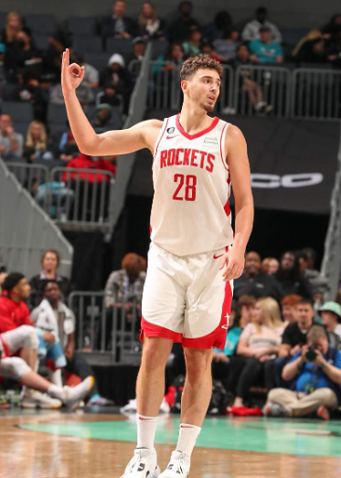 NBA冲冠球队之首发中锋一览