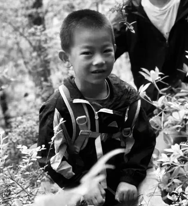 仓山失踪男孩终于被找到了，不幸的是他已经永远地离开了这个世界，在我看来，这未必是