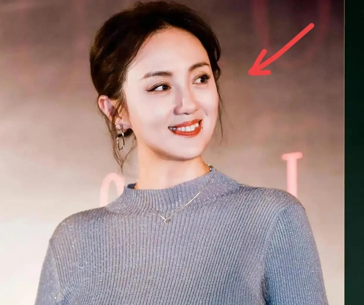 朱媛媛真是一个狠人！
她与癌症缠斗五年，化疗期间仍坚持完成《送你一朵小红花》《造