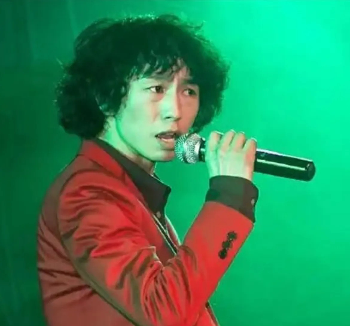 庞麦郎上海演唱会门票售罄











我的天哪！庞麦郎上海演唱会门票居