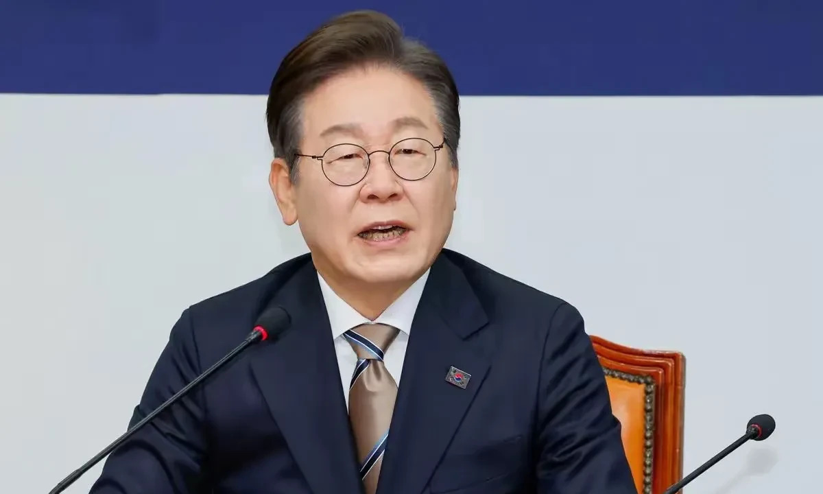 李在明想搬迁总统府











天呐！韩国总统府风水不好？前任总统都没