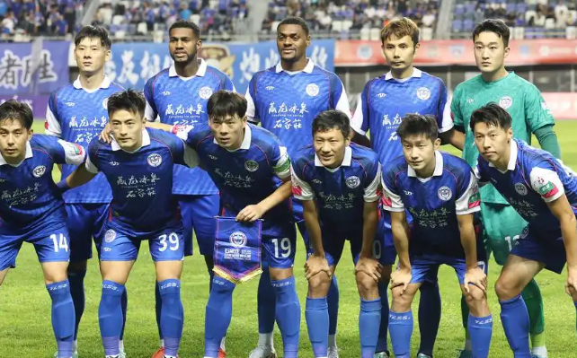 北京时间9月26日19：30，明天的中甲第24轮开打，3场赛程安排如下：

第一