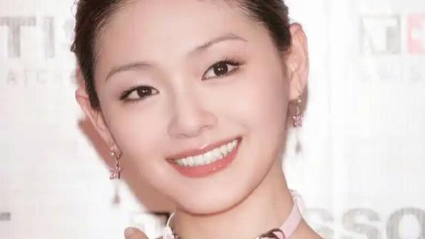 顶级恋爱脑! 大s将遗产给具俊晔，如今玥儿该庆幸妈妈没再生孩子