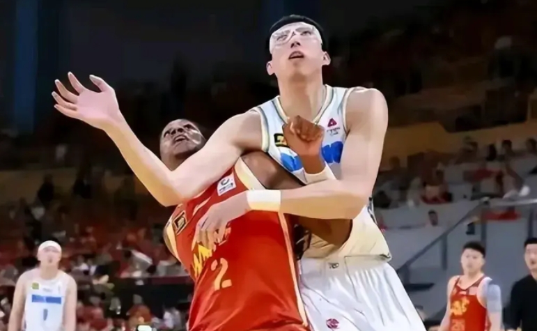 现在的问题是，CBA总决赛的这两支队伍都怕在自己的主场打球了…球迷为球队计，北京