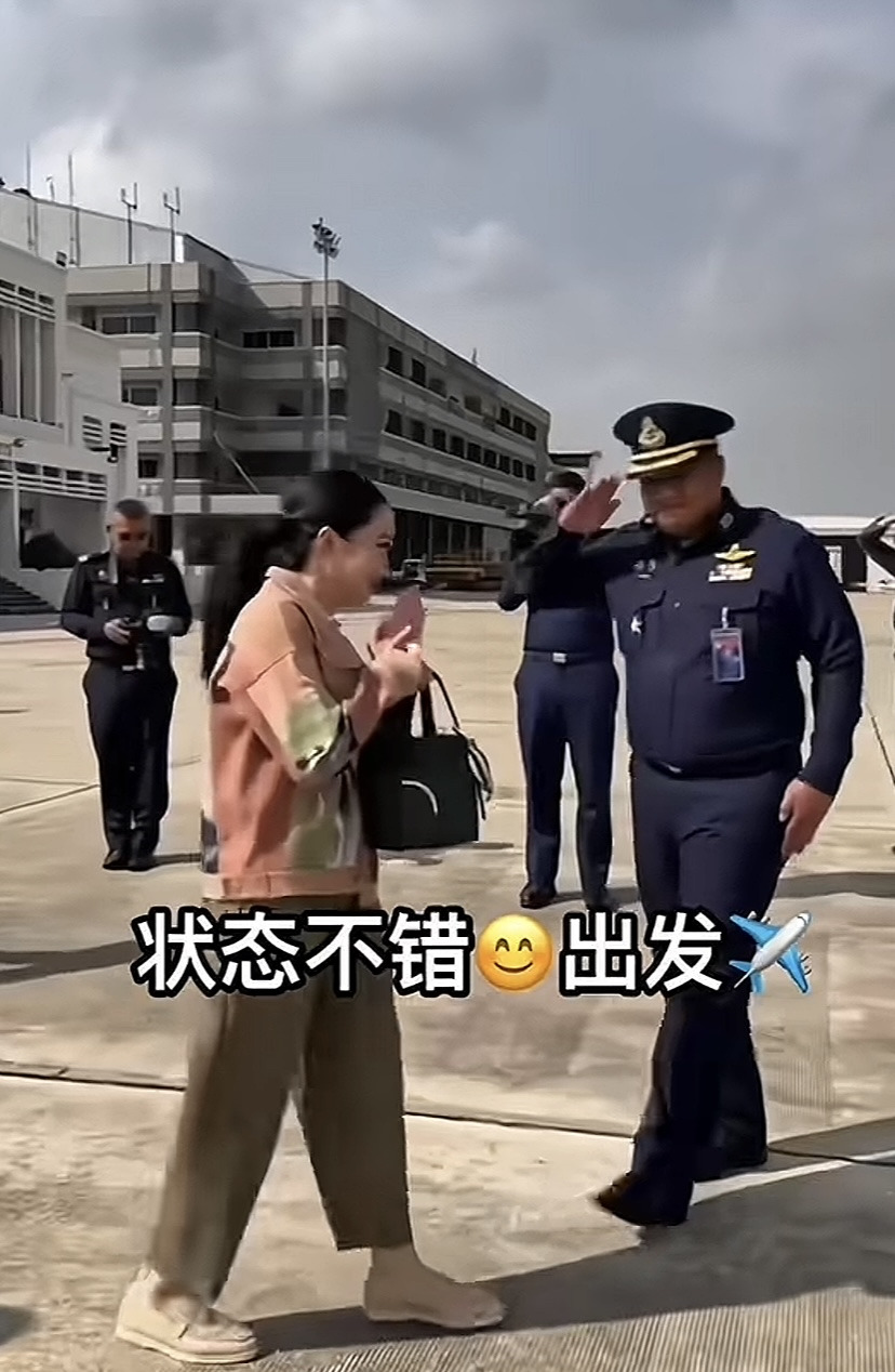 巴育总理病好了上班了











天呐，堂堂一国总理，感冒发烧竟然请假