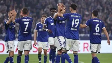 周六德乙足球赛事分析预测：帕德博恩vs艾禾斯堡 波鸿vs比勒菲尔德