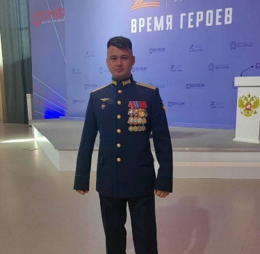 前天，俄军前少校扎乌尔·古尔齐耶夫（Zaur Gurtsiyev）的遭遇人弹袭击