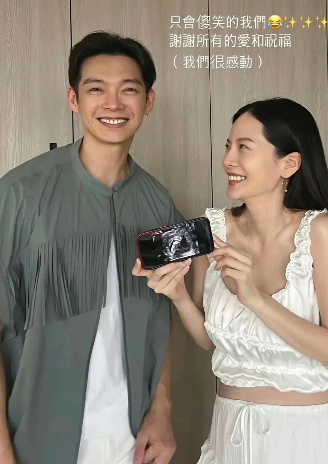 曾之乔说，最近我和辰亦儒开始排班照顾儿子了。他白天要出去工作，我就负责上午到傍晚