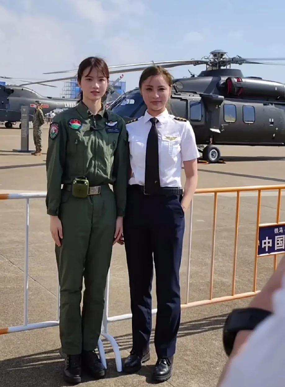 当军机与客机相遇，两位姑娘凭啥让人热血又心动？
一个守护家国蓝天，一个奔赴旅途山