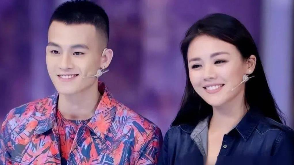 从16岁送外卖到25岁恋马思纯，欧豪遇谢霆锋后一路逆袭！