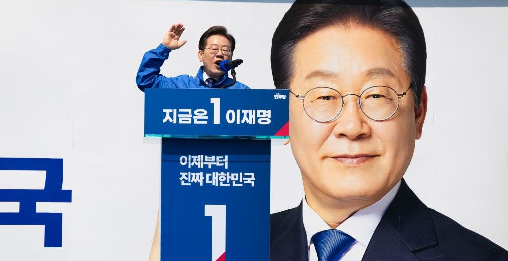 李在明对华示好引关注







韩国大选战况正酣，李在明突然在全球直播中向中