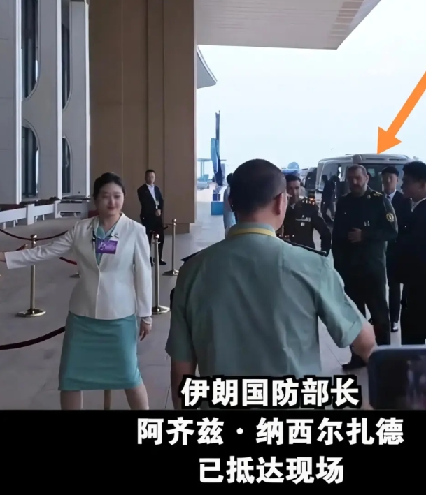 伊朗防长抵达中国参加上合会议
有网友建议买中国歼-10CE和配套设施，最好是能买