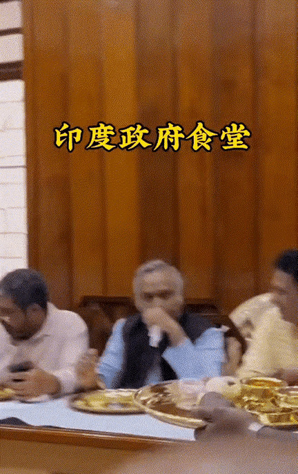 印度卖餐具，这些事情要小心！











天呐！你可能想象不到，在印度