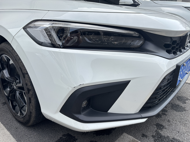 好兄弟刮到掉漆了咋办啊
各位车友，好兄弟刮到掉漆了，有没有推荐的涂漆笔之类的？4