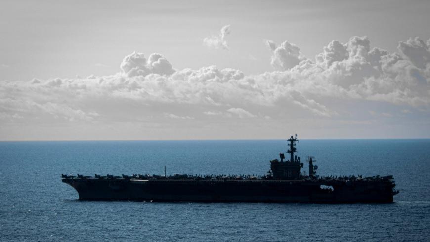 半小时连摔两架！美军机南海出意外，全员获救，可这航母要退役了