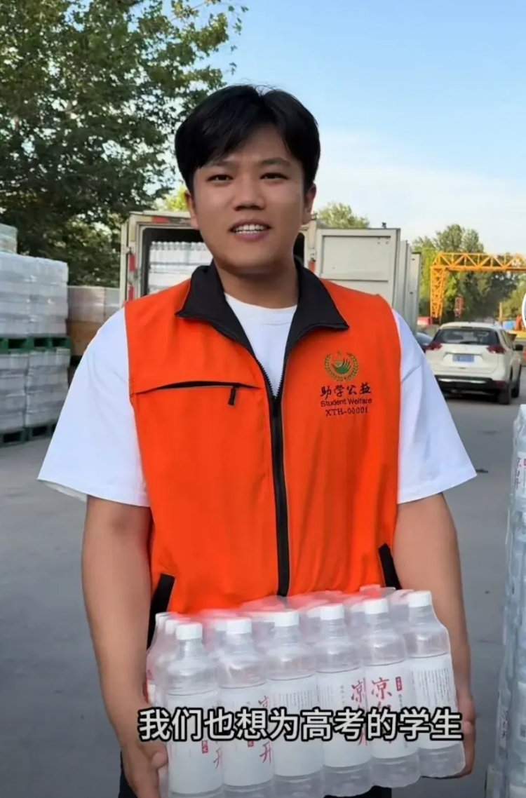 寻亲已经被那几家做烂了，解清帅本来想学谢浩南妈妈炒抑郁，但是引来全部网友的吐槽。