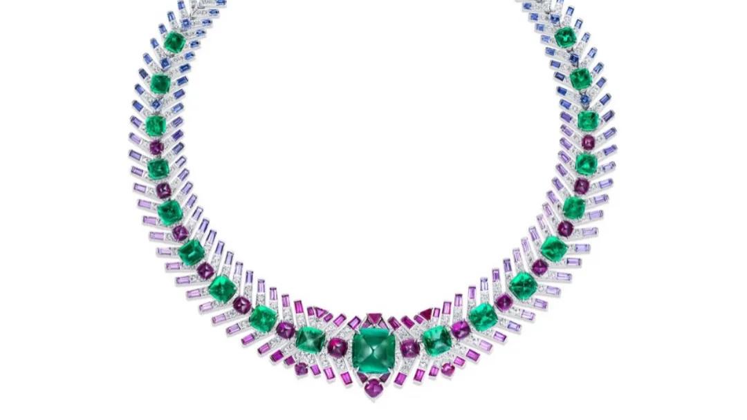 你见过真正的天价水果吗？David Morris「西番莲项链」：颈间盛绽的花园