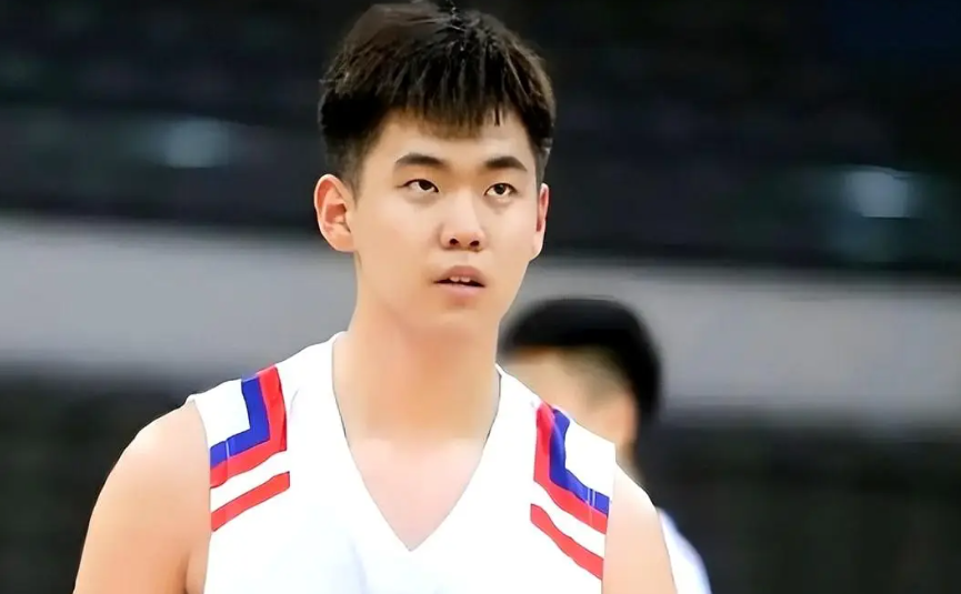黄秋实和张峻豪去不成西班牙联赛，一点也不奇怪，其实，我早就说过了，他们去打西甲的
