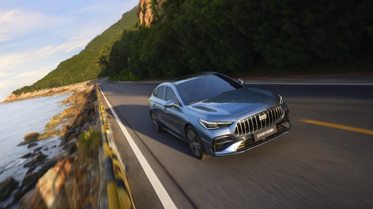 吉利星耀6买这就对！首推8.98万版，续航125km+油耗2.8L+17寸轮毂