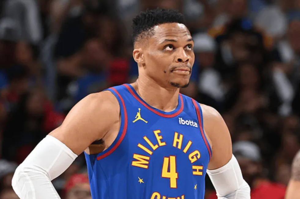 进攻高效防守积极，这是否是威少近几年最佳的系列赛？

今日NBA季后赛，系列赛抢