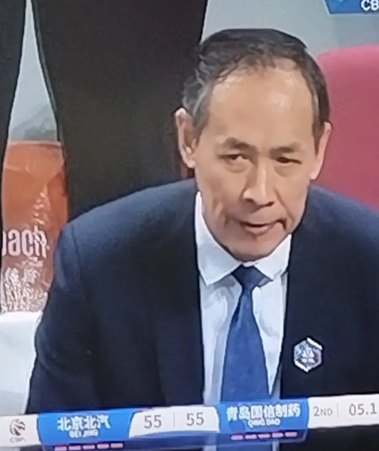 南京同曦98：101主场遗憾负于北京。但今晚上同曦队打得非常好，可以说虽败犹荣。
