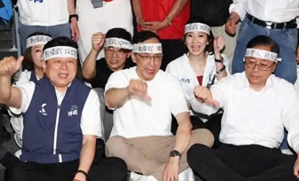 台湾问题最大的阻力，不是美国也不是台独分子，而是我们的邻国——日本。日本这国家对