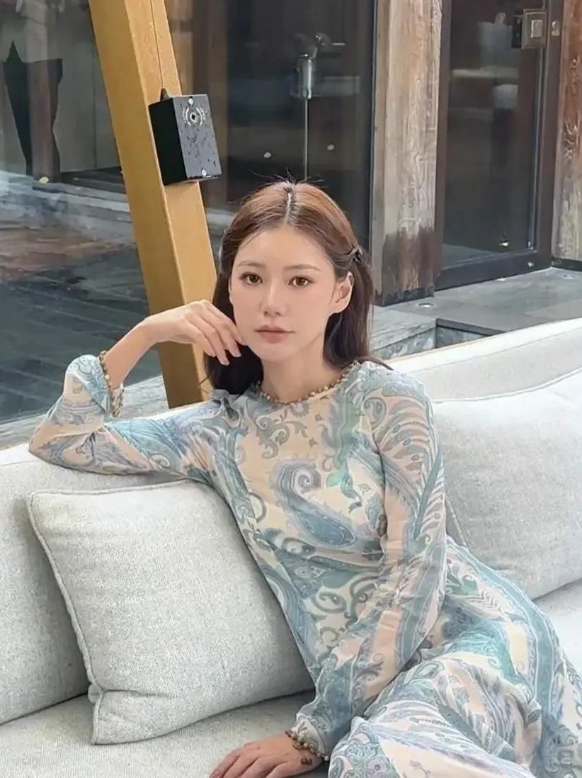 有网友说，我对所有后妈都没有指望，不照顾前妻的孩子都可以，但马筱梅这样子的天天拿
