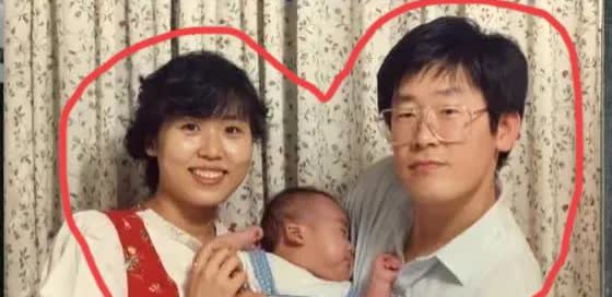 老天，李在明到底有多喜欢自己夫人？

不扒不知道，

一扒所有女孩都羡慕