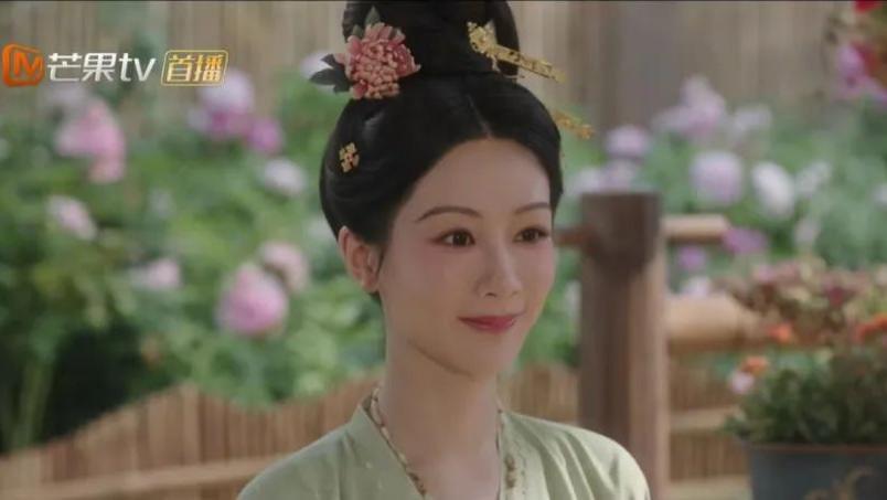 《锦绣芳华》：目睹丈夫和情人偷情，何惟芳为何开开心心成全？