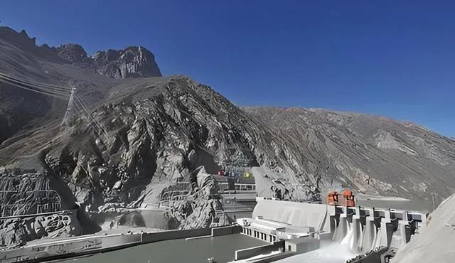 中国不应该建雅鲁藏布江电站，法国媒体出来找我们的茬了！在我们宣布雅鲁藏布江水电项