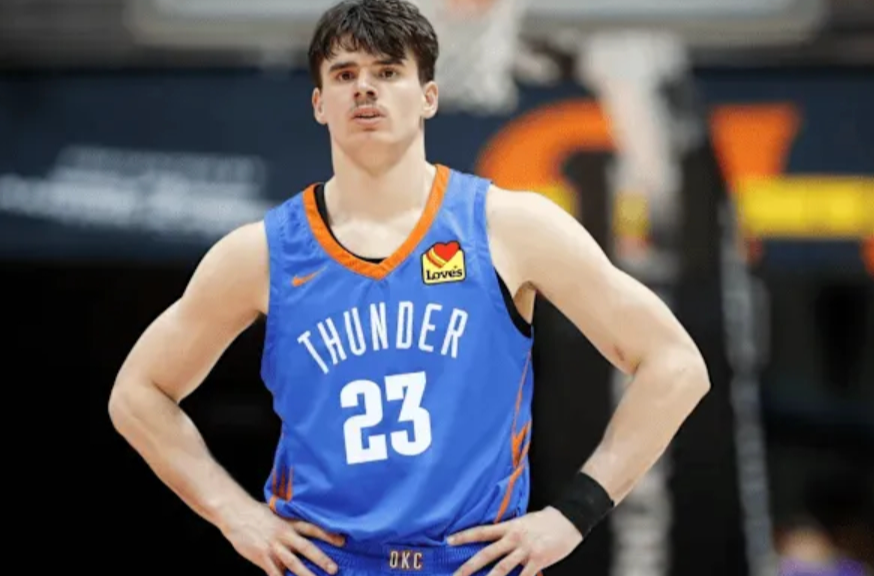 捡到宝了！44号秀巴恩希泽全场12中8得到19分9板1断2帽

NBA夏季联赛，