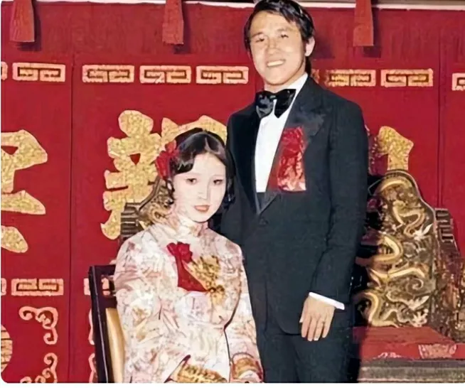 2013年，在曾志伟60岁大寿宴会上，儿媳张可蕙大闹寿宴，不仅向苗侨伟索吻，还当